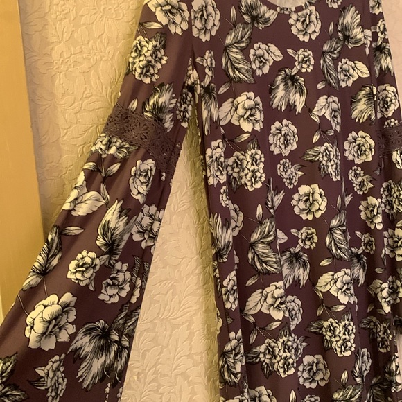 Pink Rose brand name flower printed dress/ long sleeve with lace trim - Picture 4 of 5